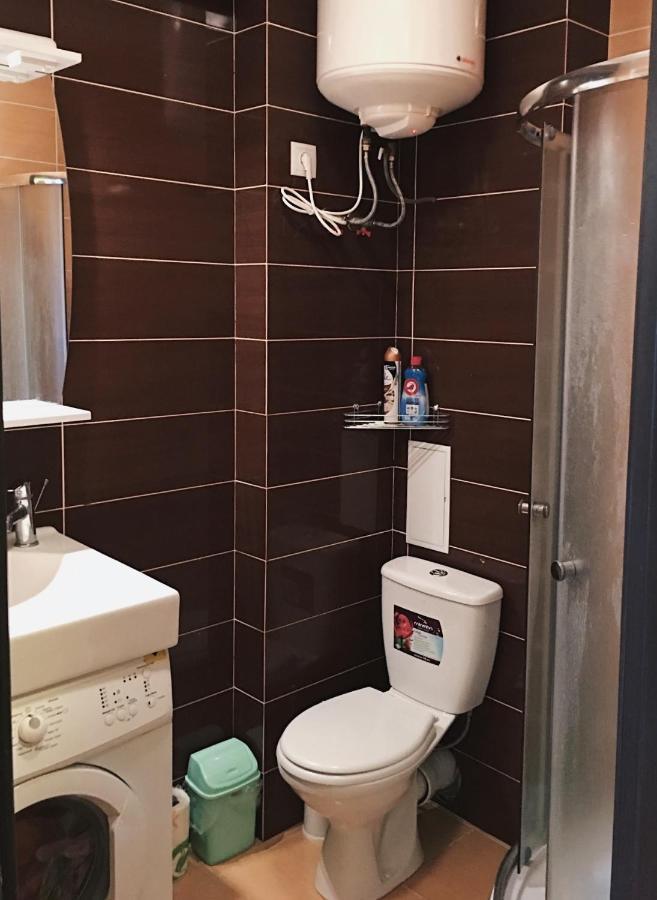 Apartment On Podil Kiev Exterior photo